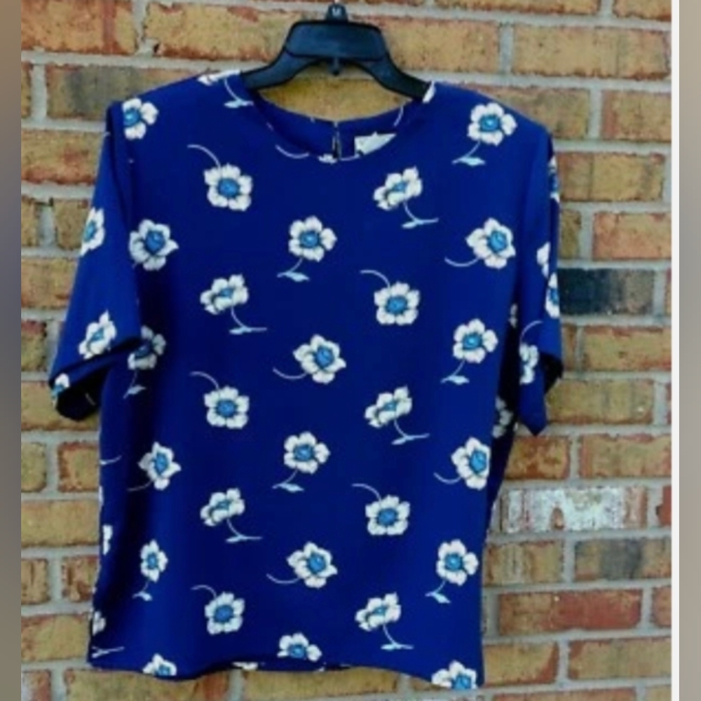 Notations Navy Blue & White Floral Design 16W